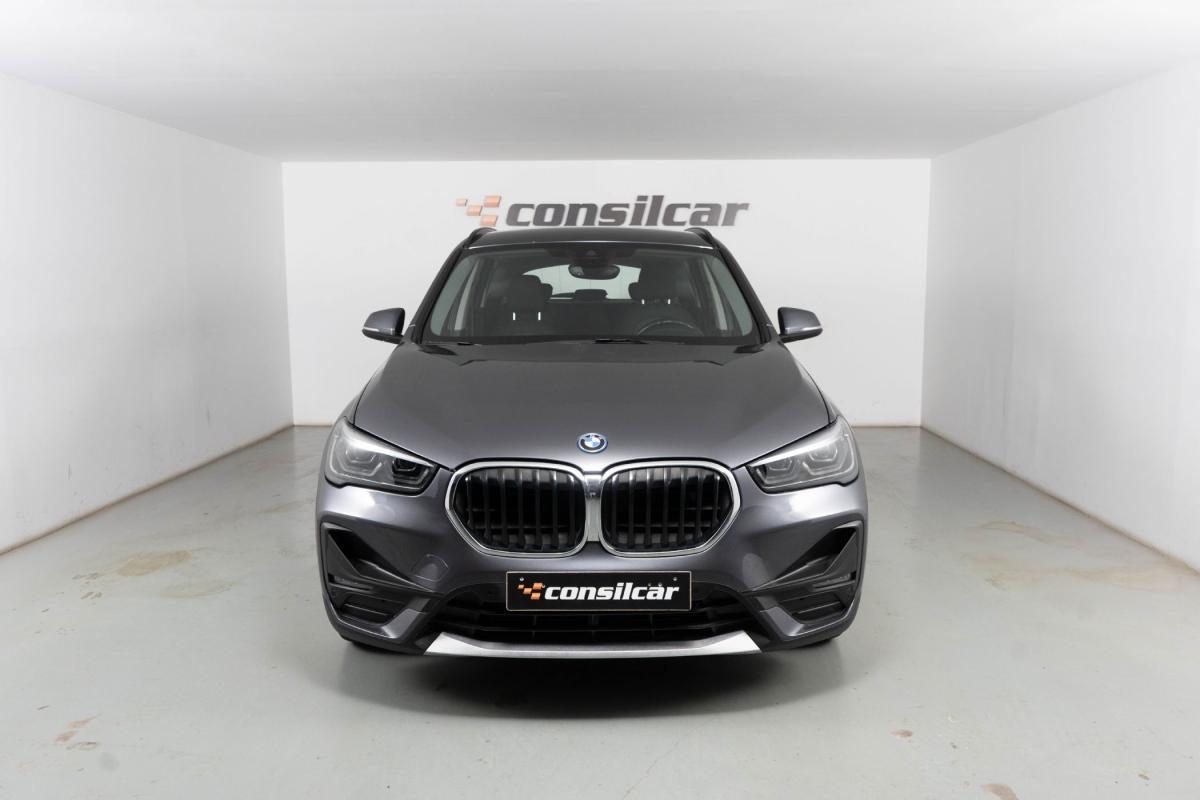 bmw-x1-2022-hibrido-a-gasolina-1499cc