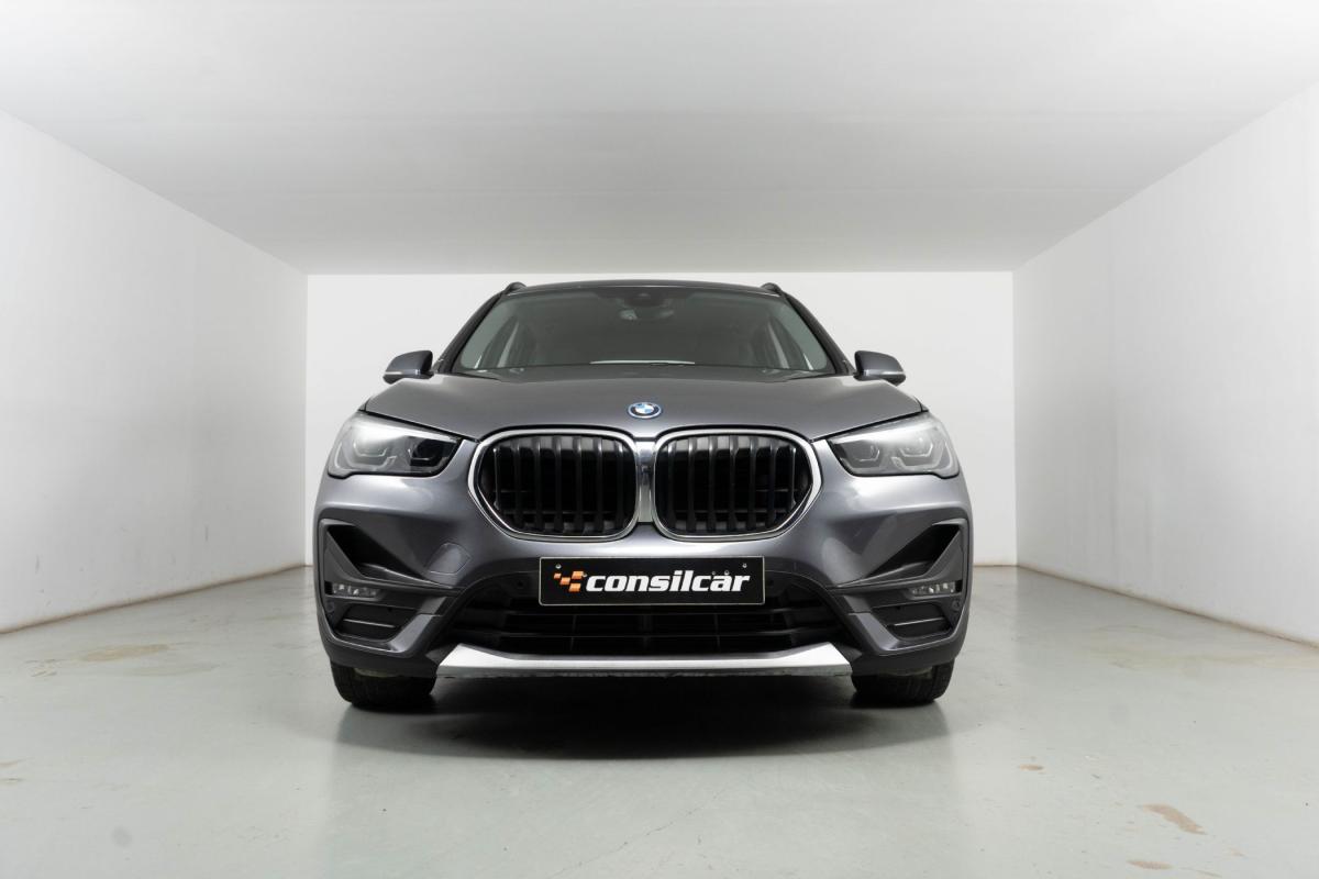 bmw-x1-2022-hibrido-a-gasolina-1499cc