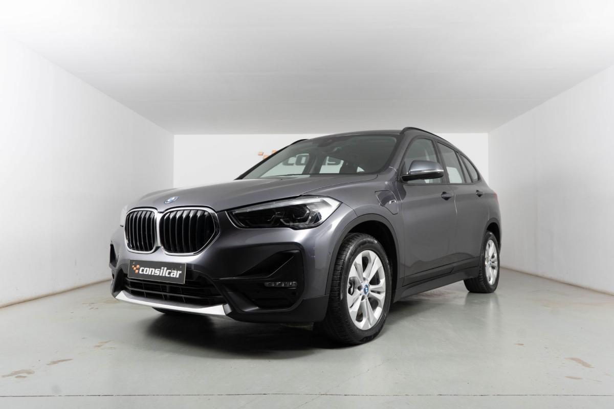 bmw-x1-2022-hibrido-a-gasolina-1499cc