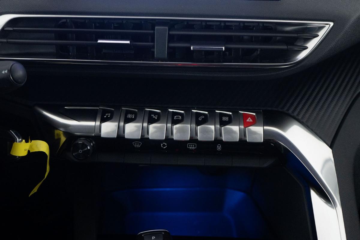 peugeot-5008-2020-gasolina-1199cc