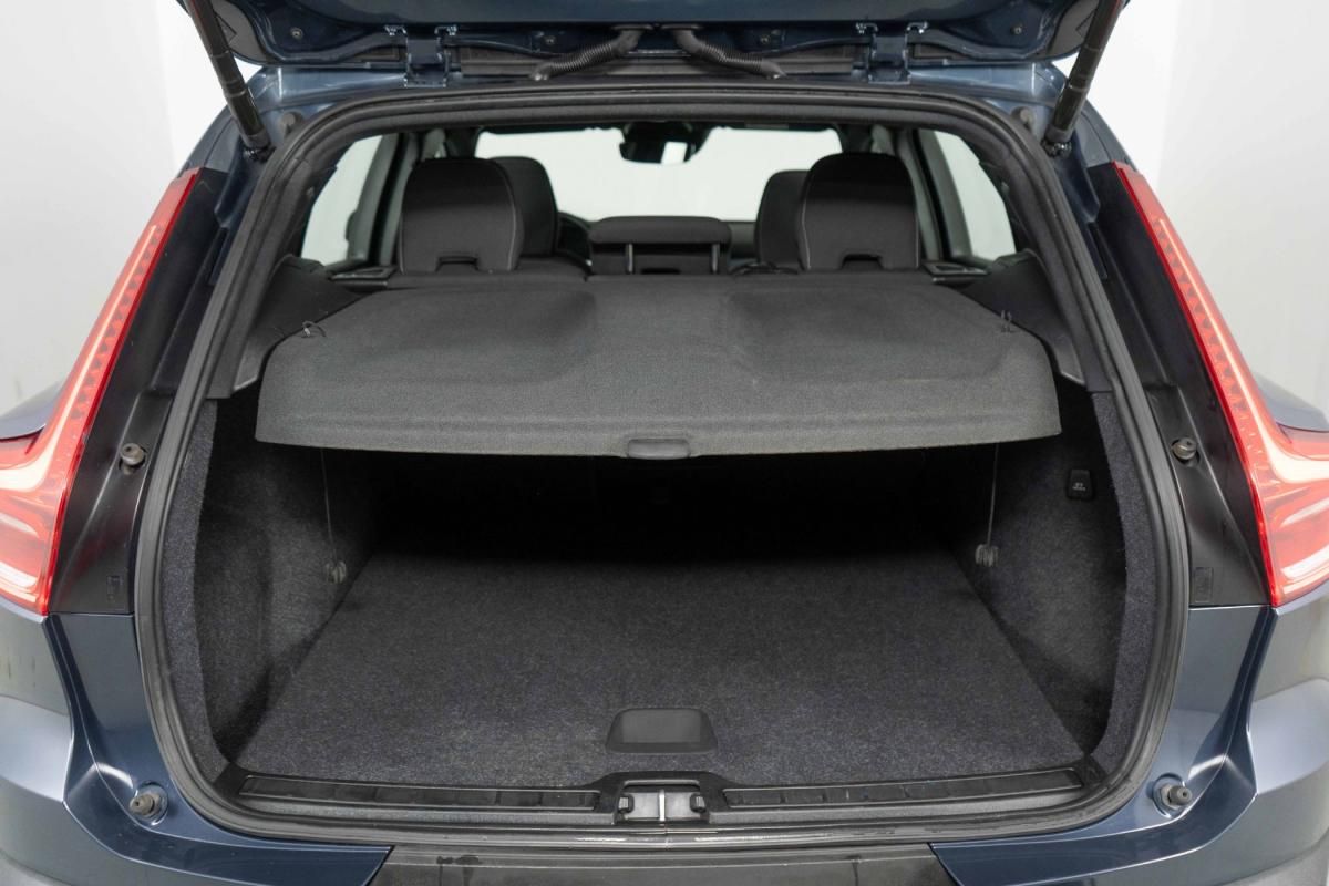 volvo-xc40-2021-hibrido-a-gasolina-1477cc