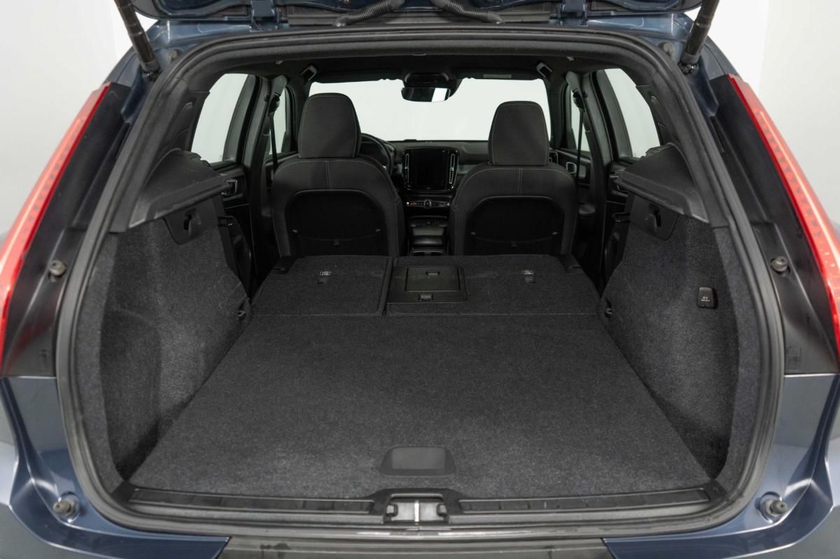 volvo-xc40-2021-hibrido-a-gasolina-1477cc