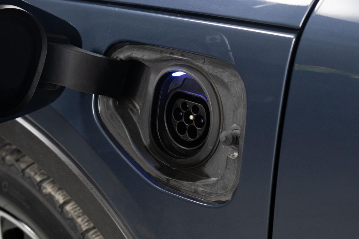 volvo-xc40-2021-hibrido-a-gasolina-1477cc