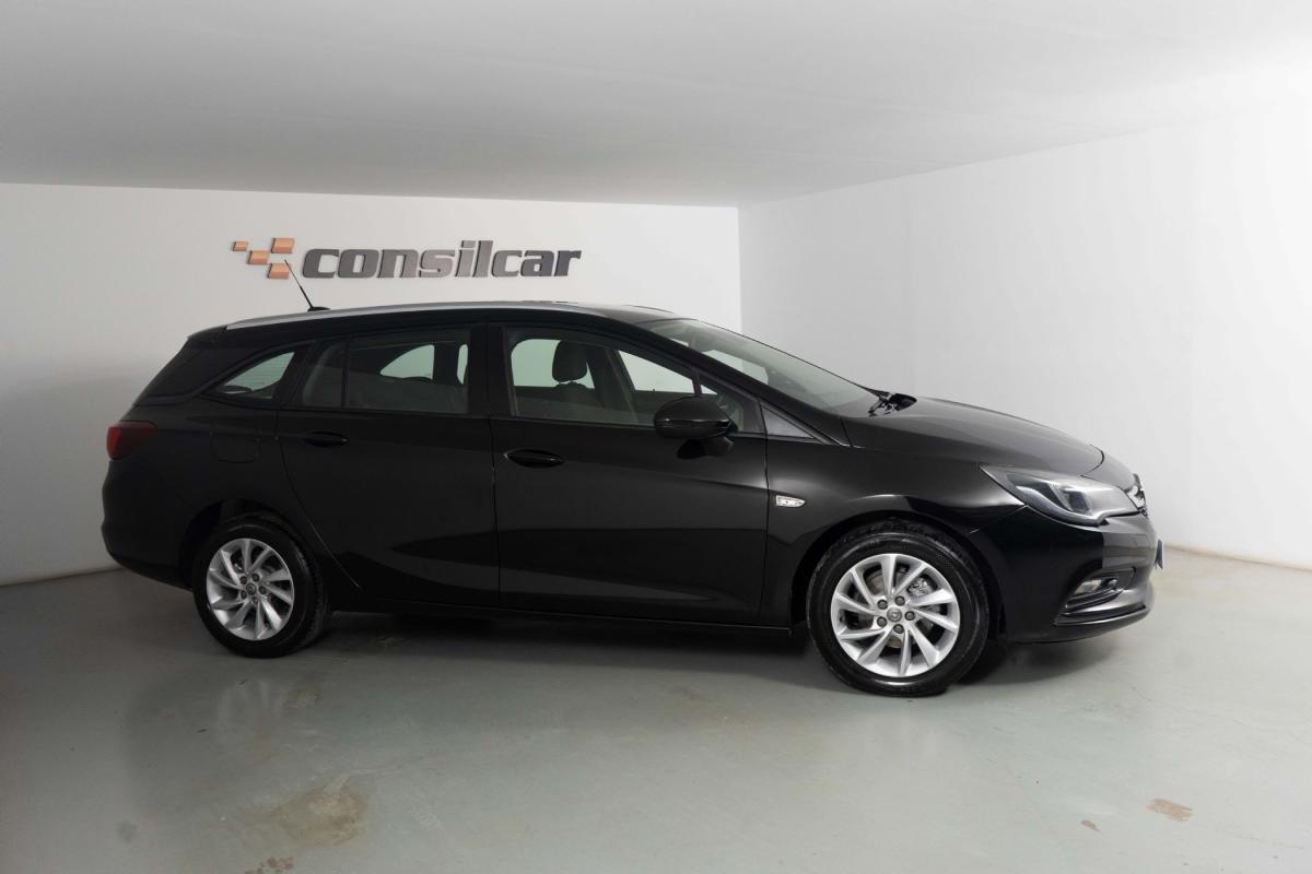 opel-astra-sport-tourer-2019-diesel-1598cc