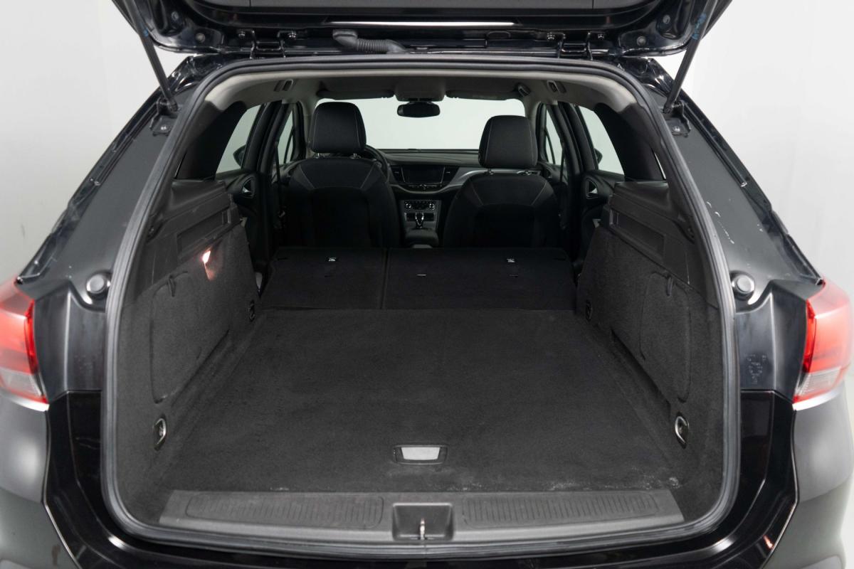 opel-astra-sport-tourer-2019-diesel-1598cc