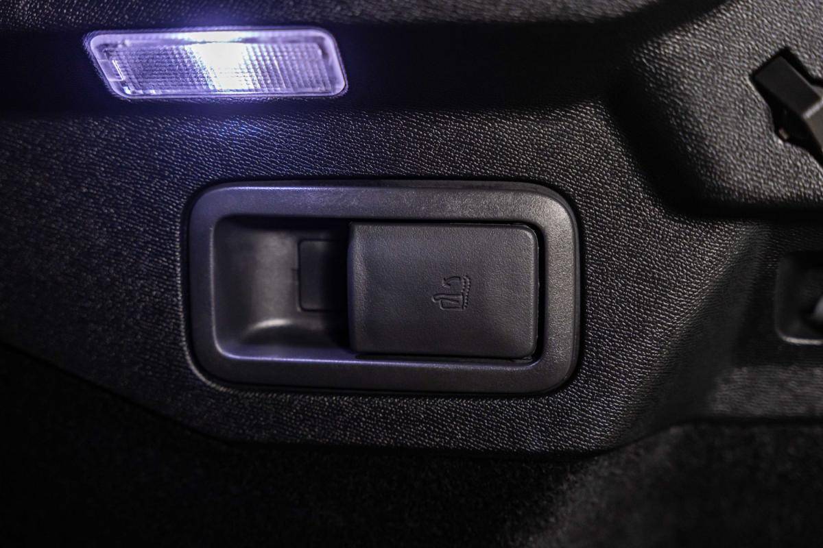 ds-ds-7-crossback-2022-hibrido-a-gasolina-1598cc