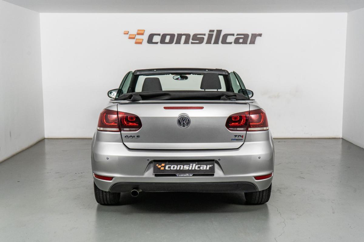 volkswagen-golf-cabriolet-2011-diesel-1598cc