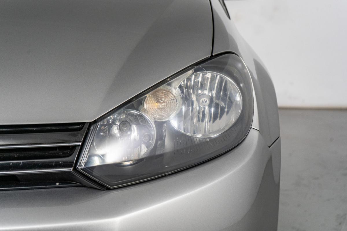 volkswagen-golf-cabriolet-2011-diesel-1598cc