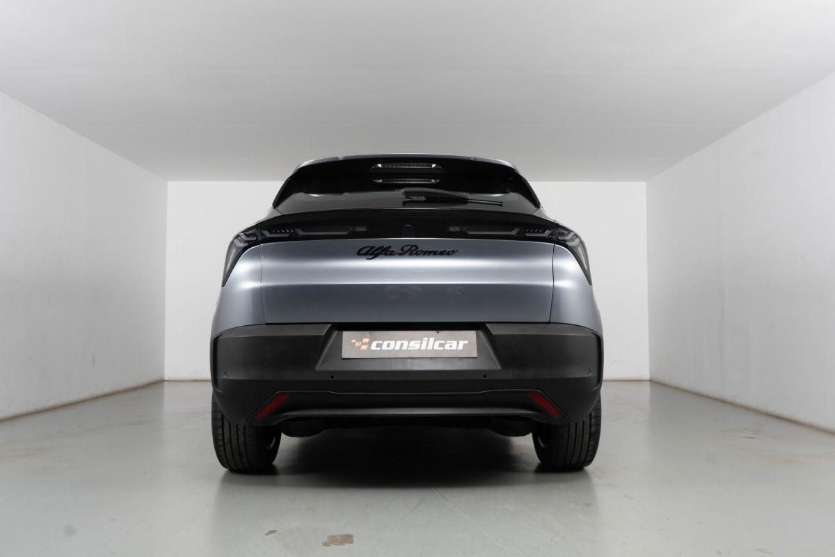 alfa-romeo-junior-2025-eletrico-0cc