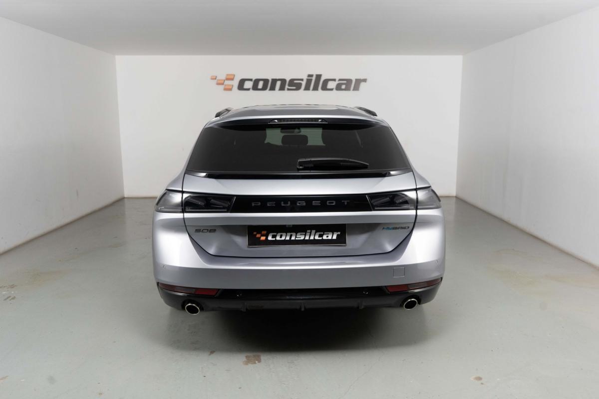 peugeot-508-sw-2024-hibrido-a-gasolina-1598cc
