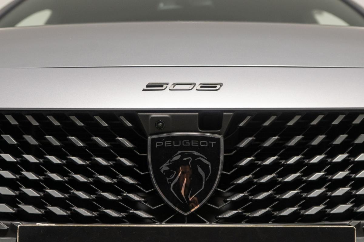 peugeot-508-sw-2024-hibrido-a-gasolina-1598cc