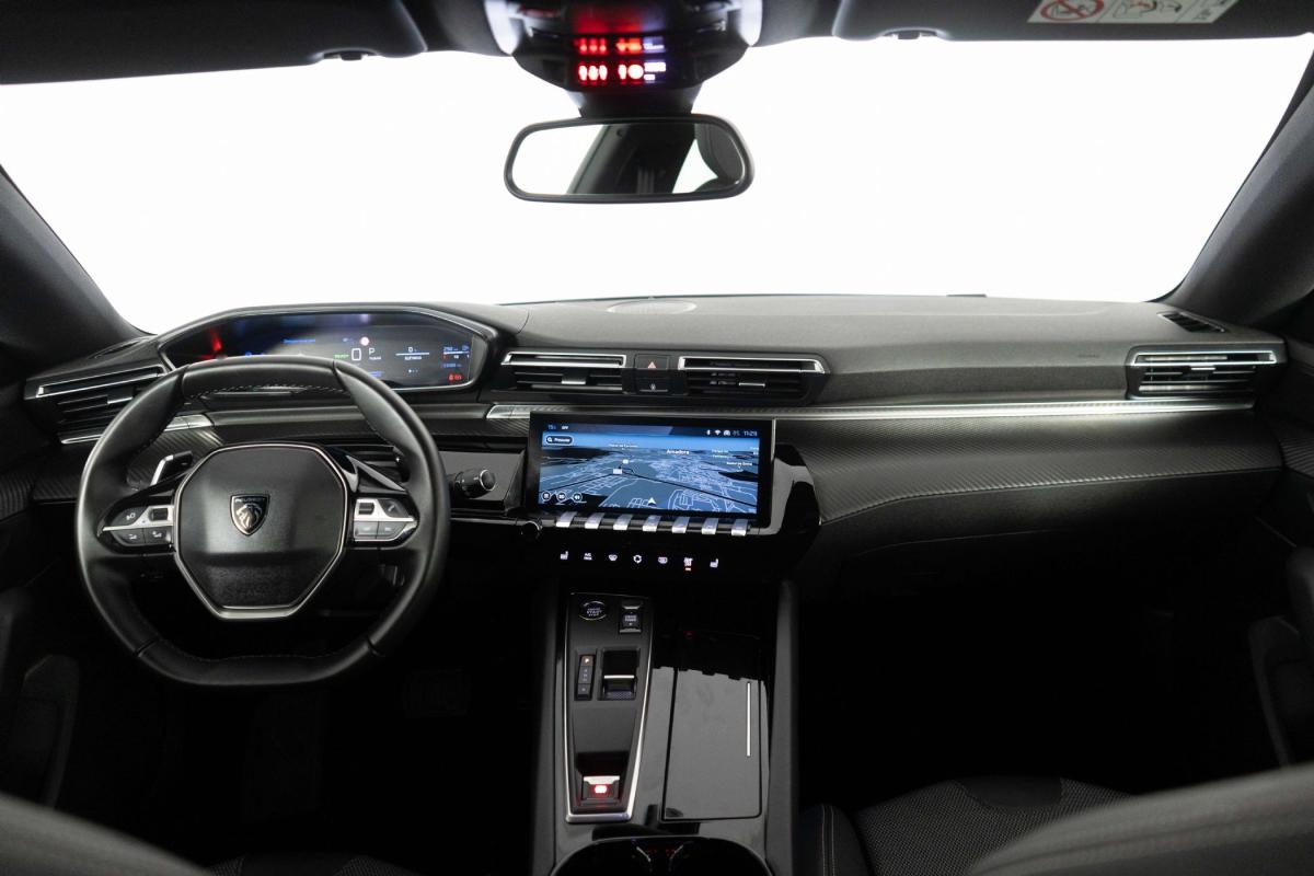 peugeot-508-sw-2024-hibrido-a-gasolina-1598cc