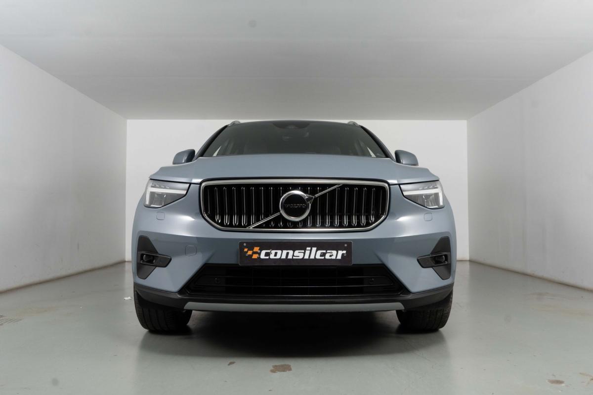 volvo-xc40-2022-hibrido-a-gasolina-1477cc