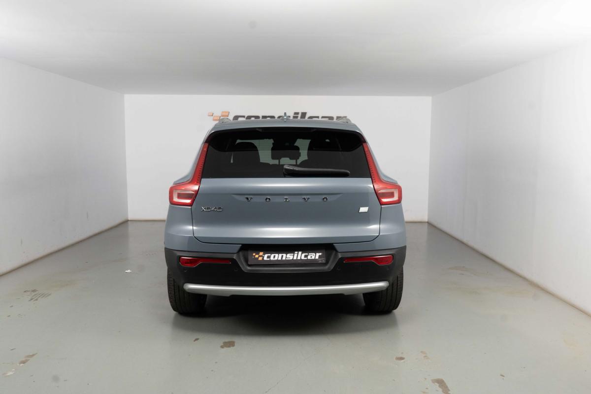 volvo-xc40-2022-hibrido-a-gasolina-1477cc
