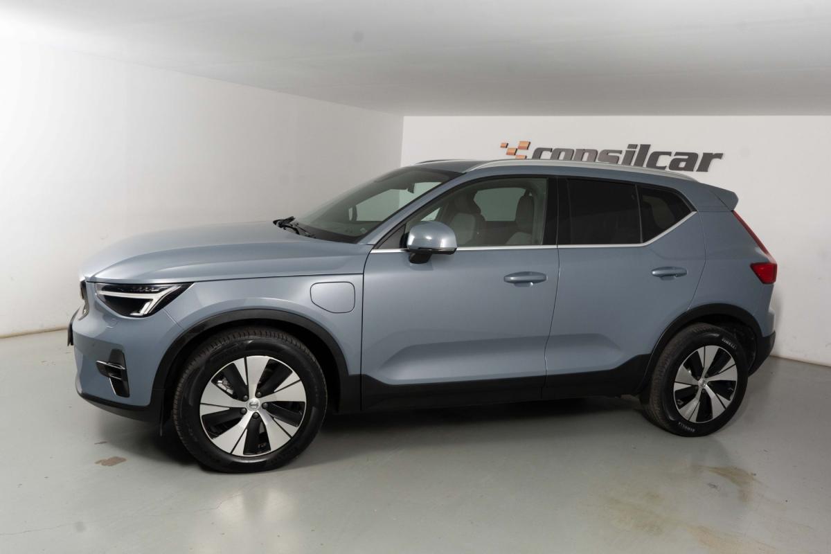 volvo-xc40-2022-hibrido-a-gasolina-1477cc