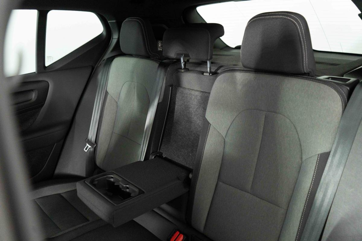 volvo-xc40-2022-hibrido-a-gasolina-1477cc
