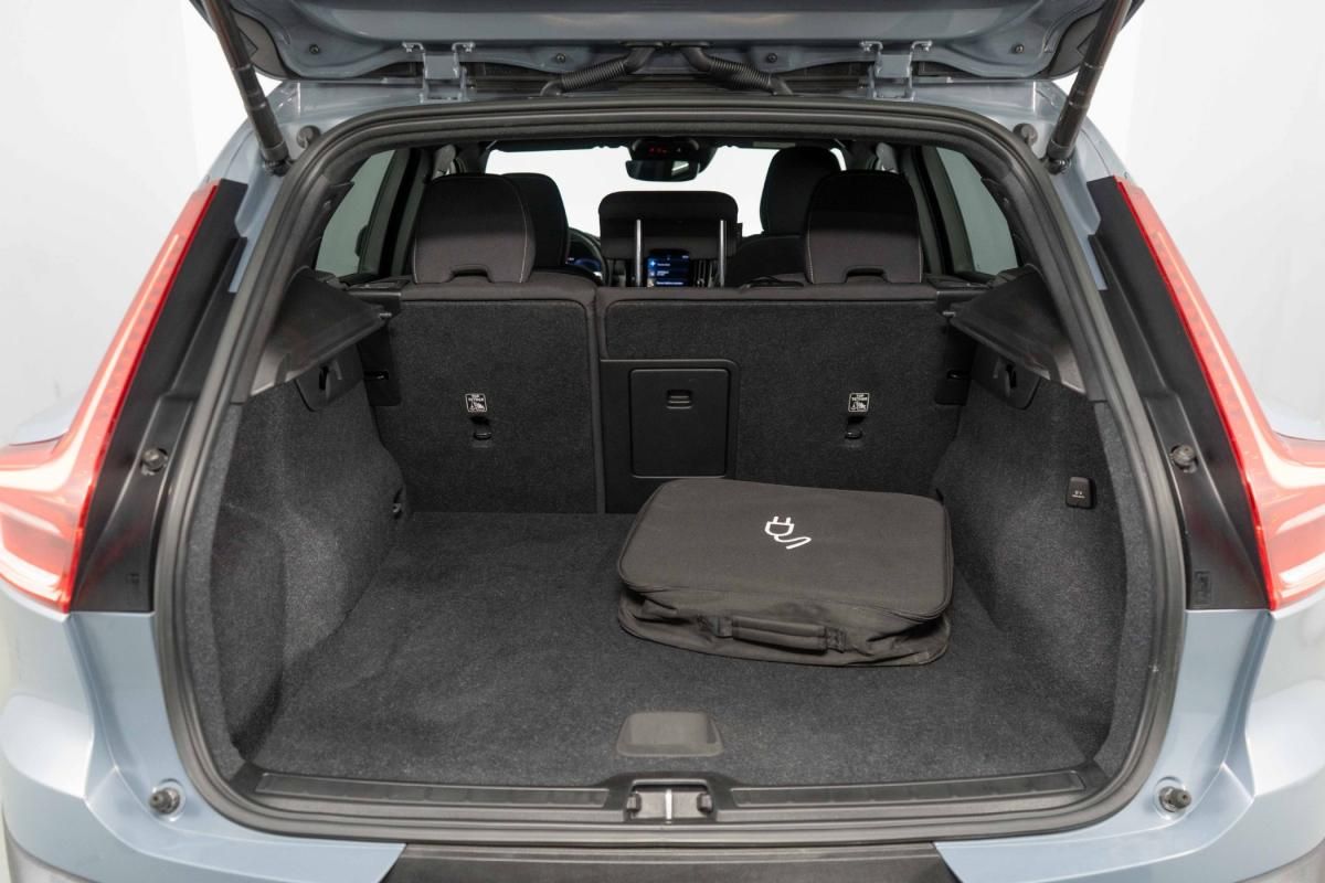 volvo-xc40-2022-hibrido-a-gasolina-1477cc