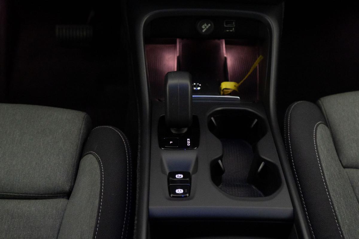 volvo-xc40-2022-hibrido-a-gasolina-1477cc