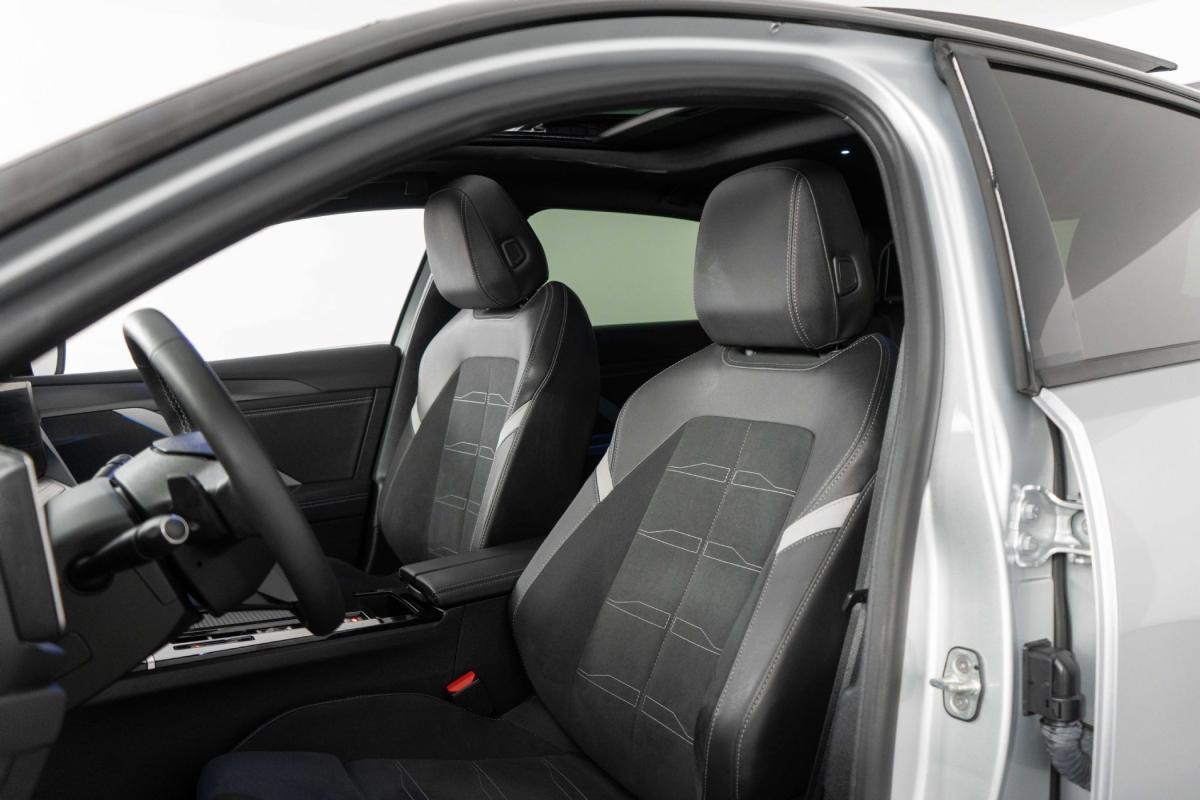opel-astra-2025-gasolina-1199cc