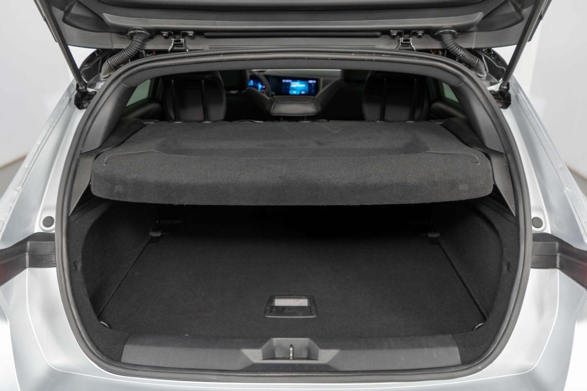 opel-astra-2025-gasolina-1199cc