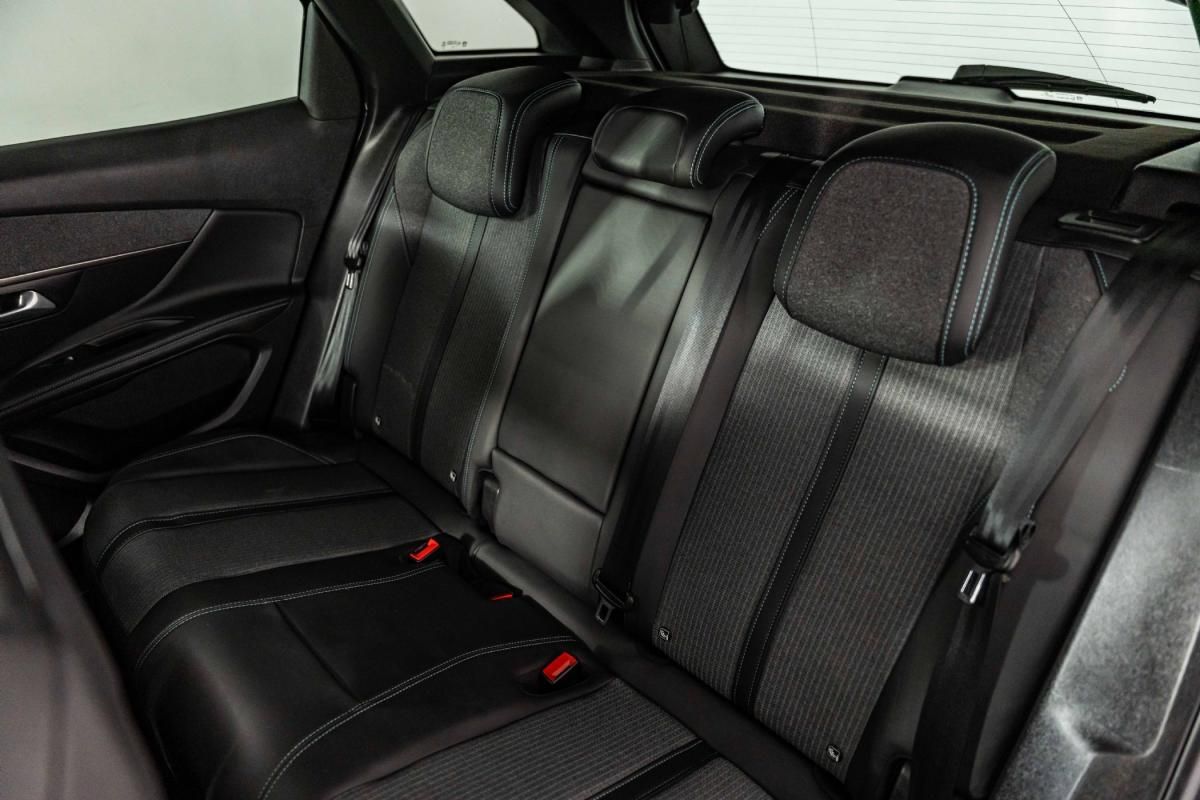 peugeot-3008-2022-hibrido-a-gasolina-1598cc