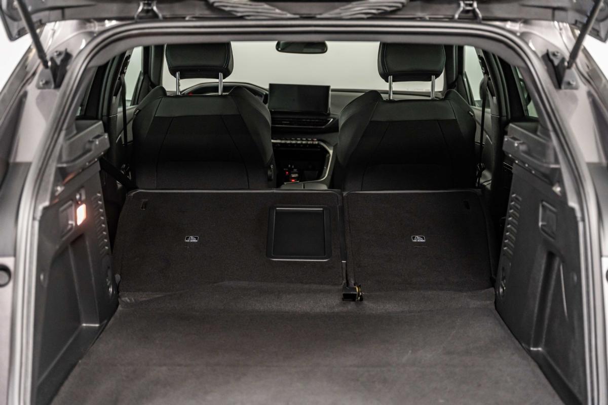 peugeot-3008-2022-hibrido-a-gasolina-1598cc