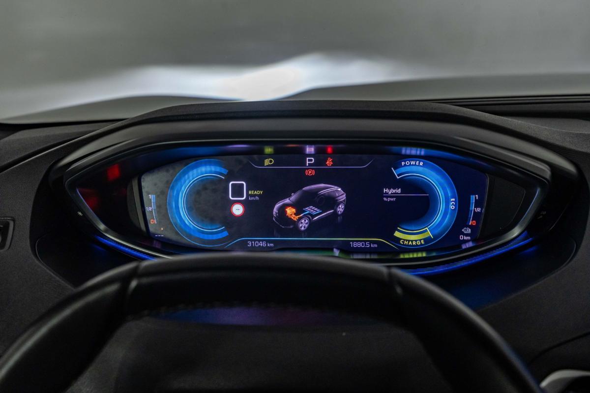 peugeot-3008-2022-hibrido-a-gasolina-1598cc