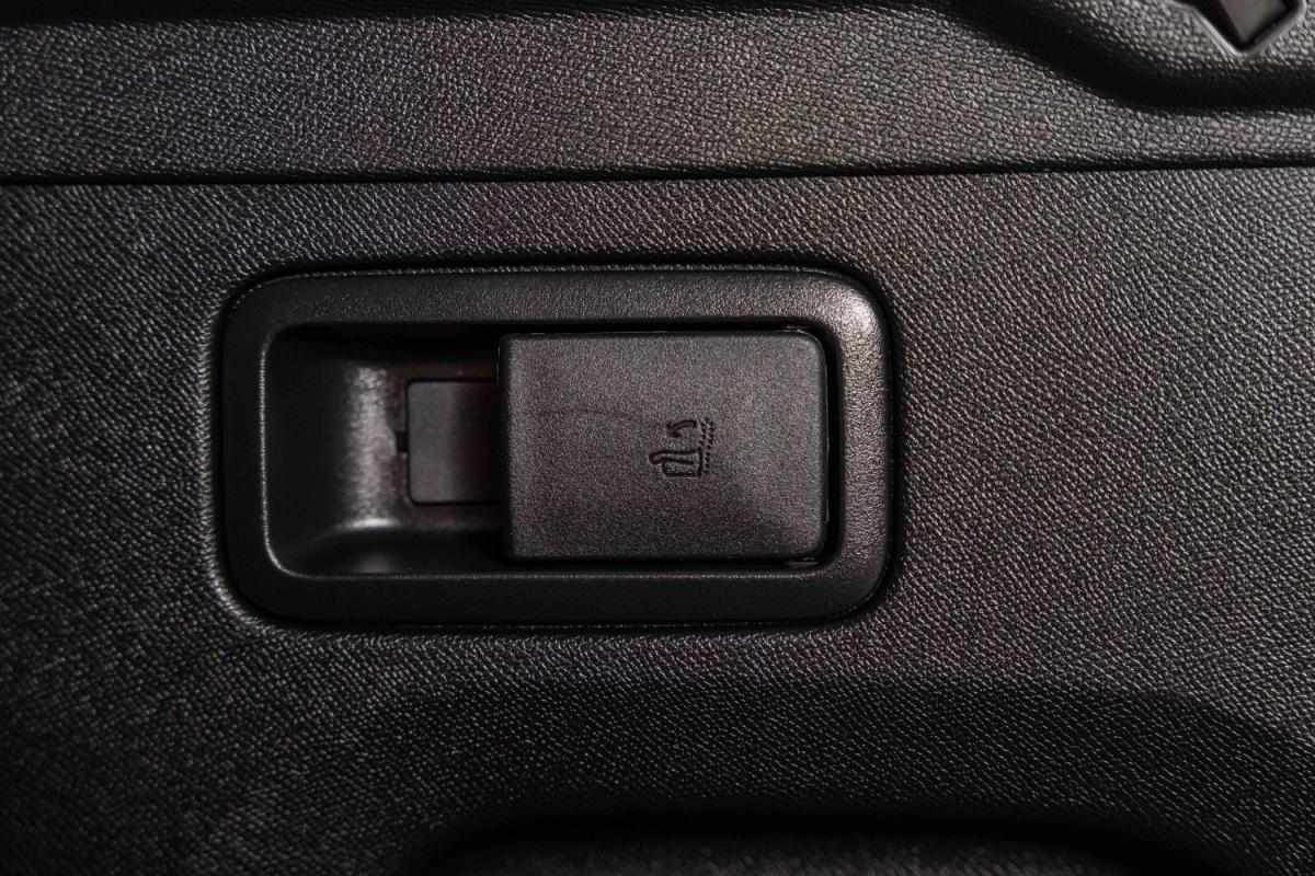 peugeot-3008-2022-hibrido-a-gasolina-1598cc