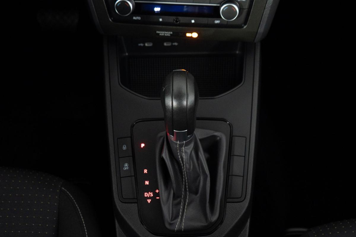 seat-ibiza-2024-gasolina-999cc