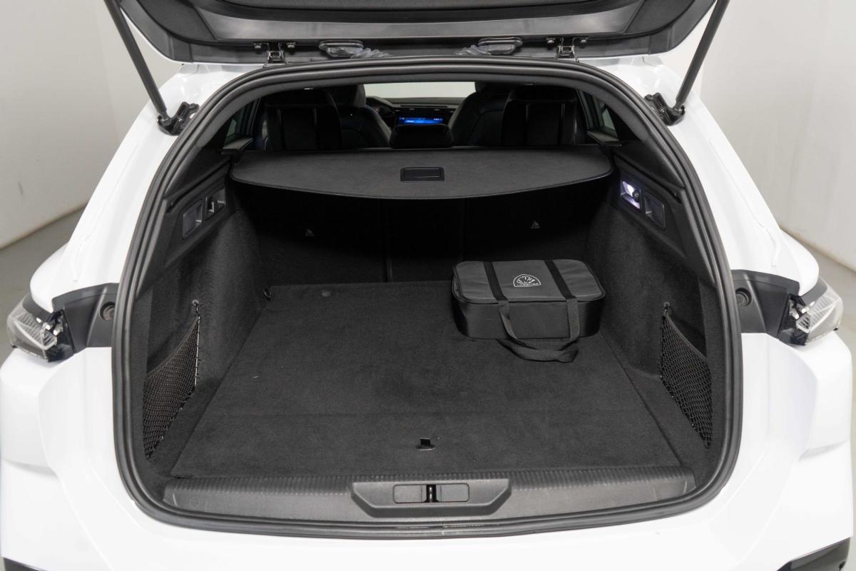 peugeot-308-sw-2024-hibrido-a-gasolina-1598cc