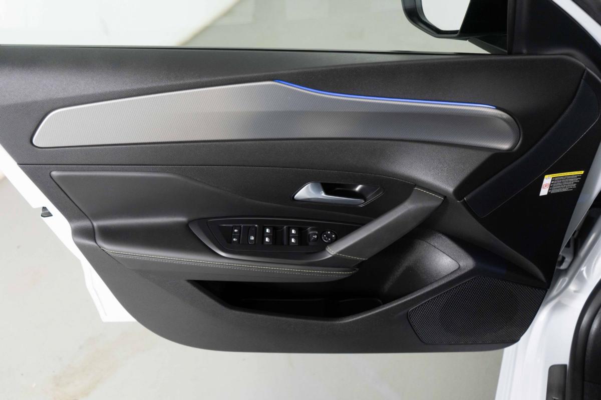 peugeot-308-sw-2024-hibrido-a-gasolina-1598cc