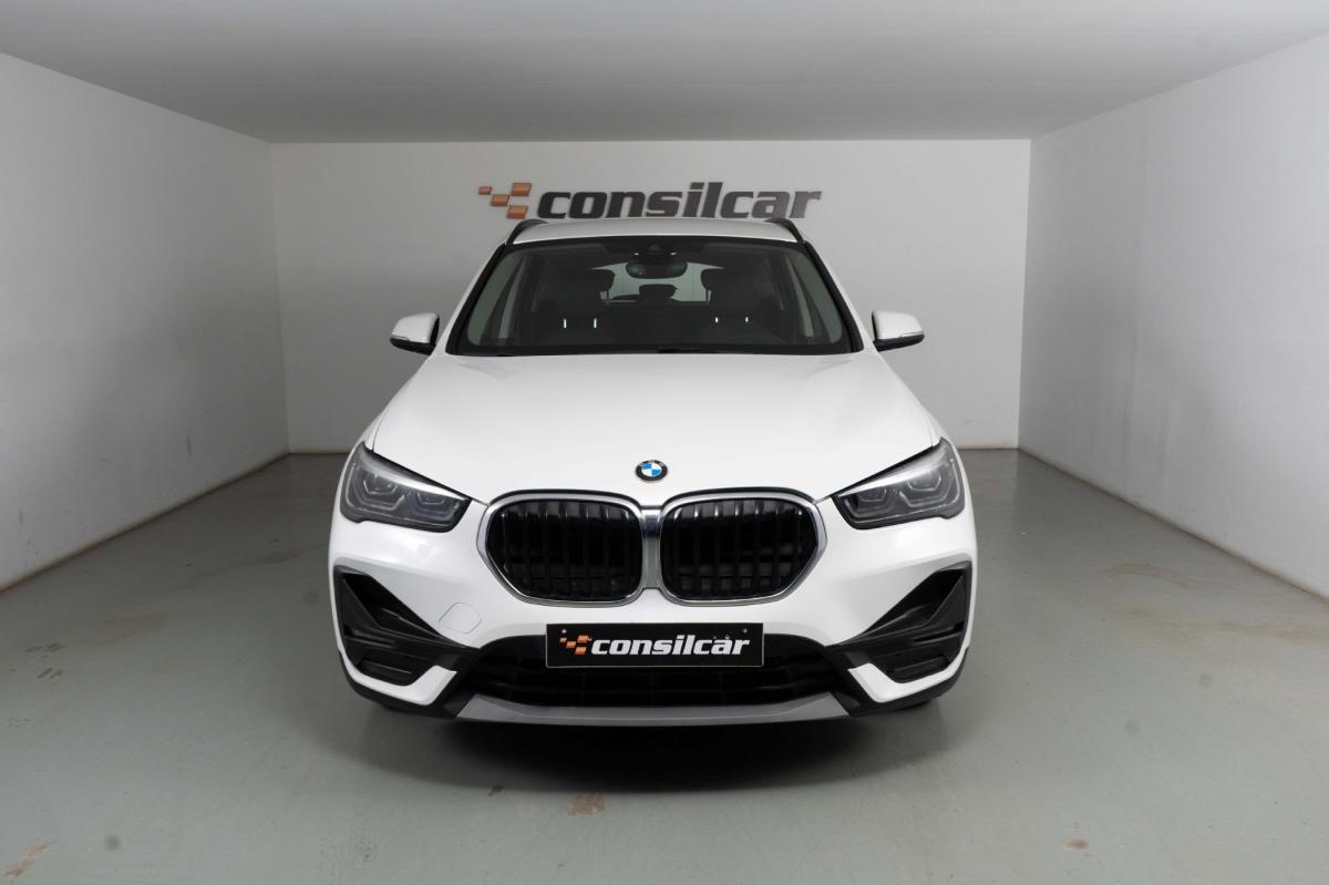 bmw-x1-2021-hibrido-a-gasolina-1499cc