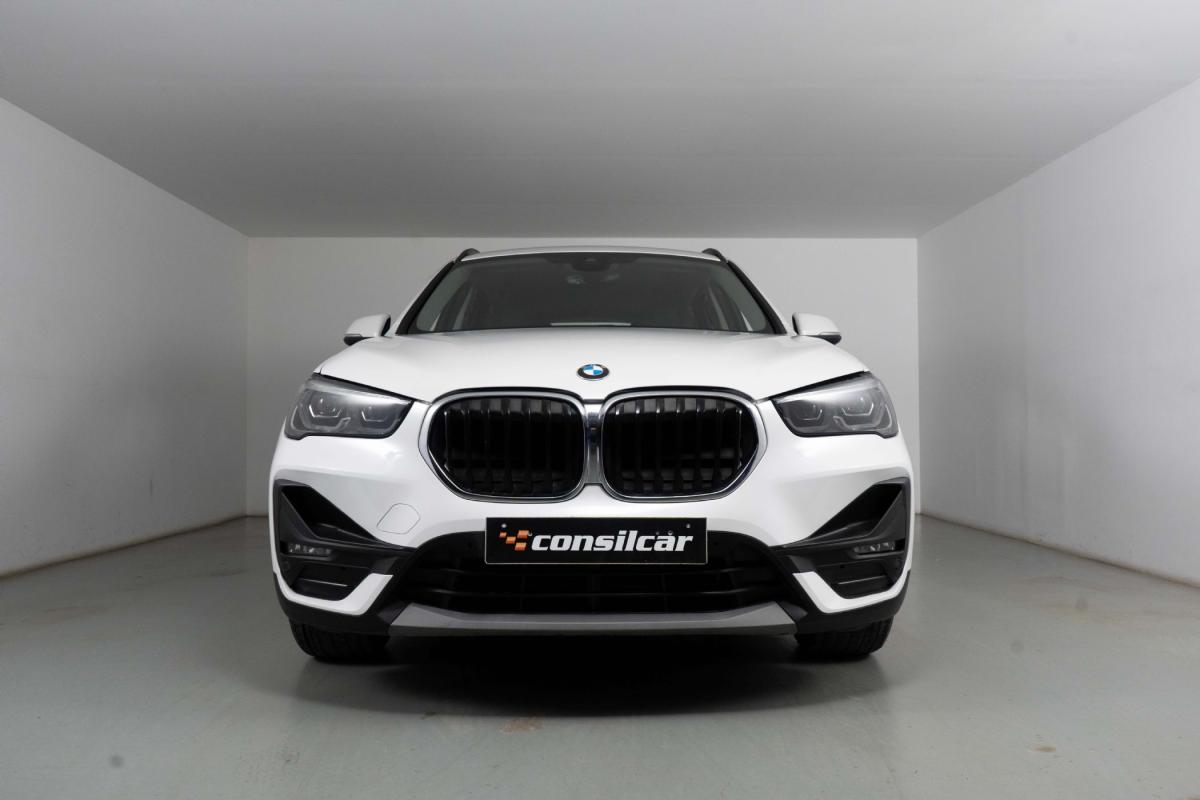 bmw-x1-2021-hibrido-a-gasolina-1499cc