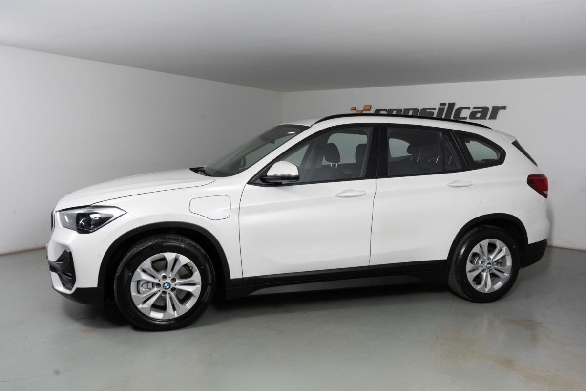 bmw-x1-2021-hibrido-a-gasolina-1499cc