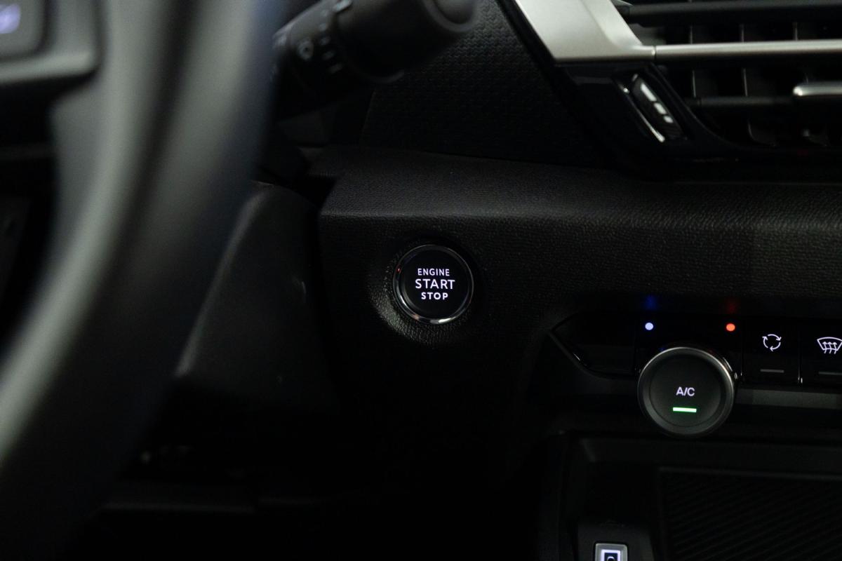 citroen-c4-2025-gasolina-1199cc