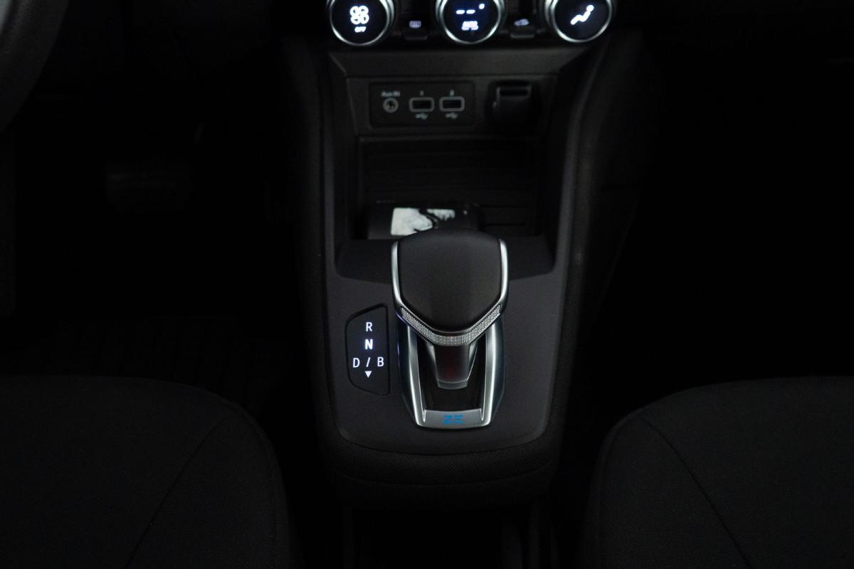 renault-zoe-2021-eletrico-0cc
