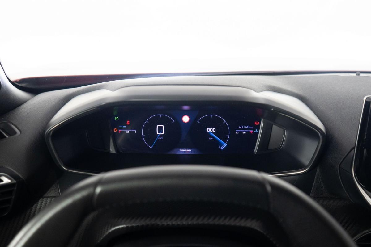 peugeot-2008-2024-gasolina-1199cc