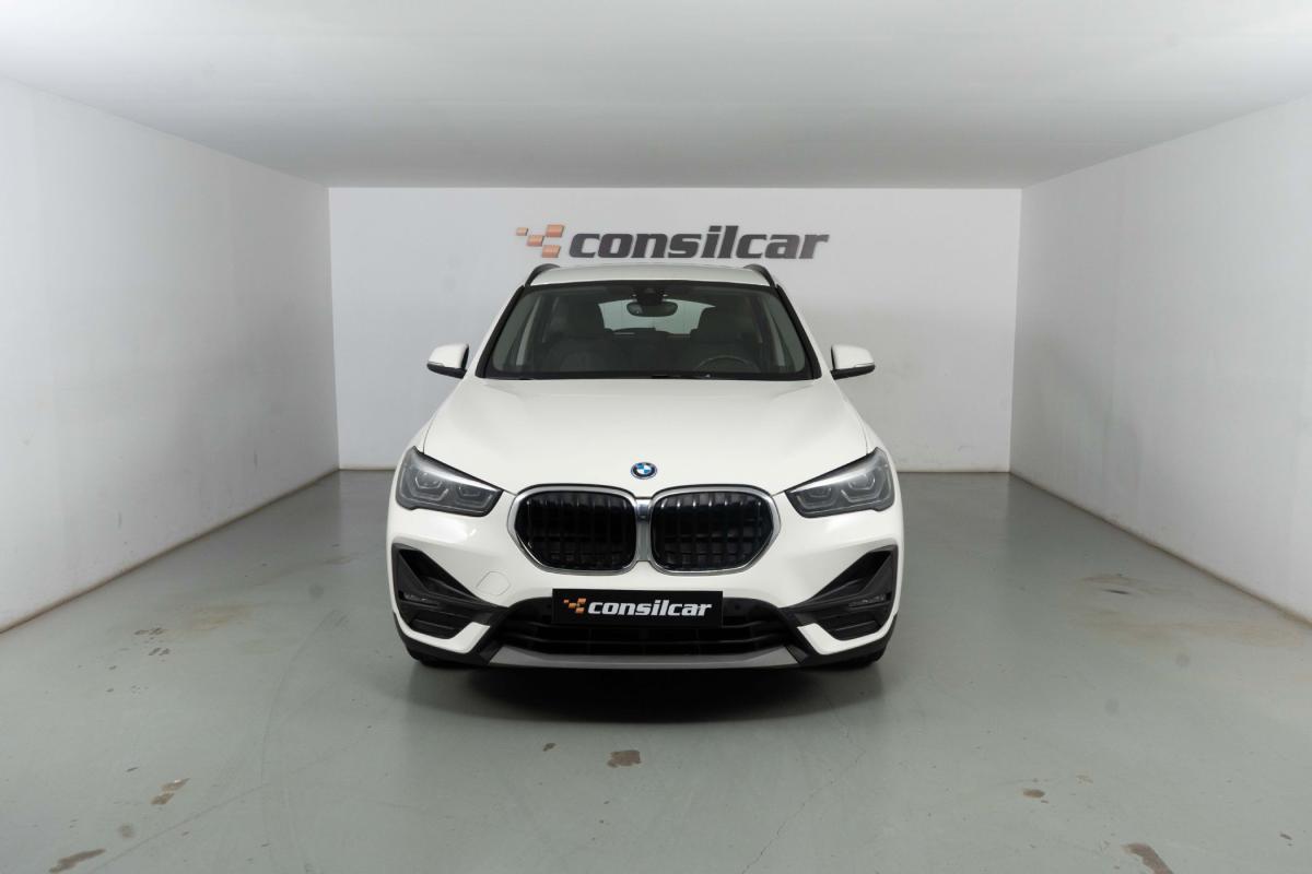 bmw-x1-2022-hibrido-a-gasolina-1499cc