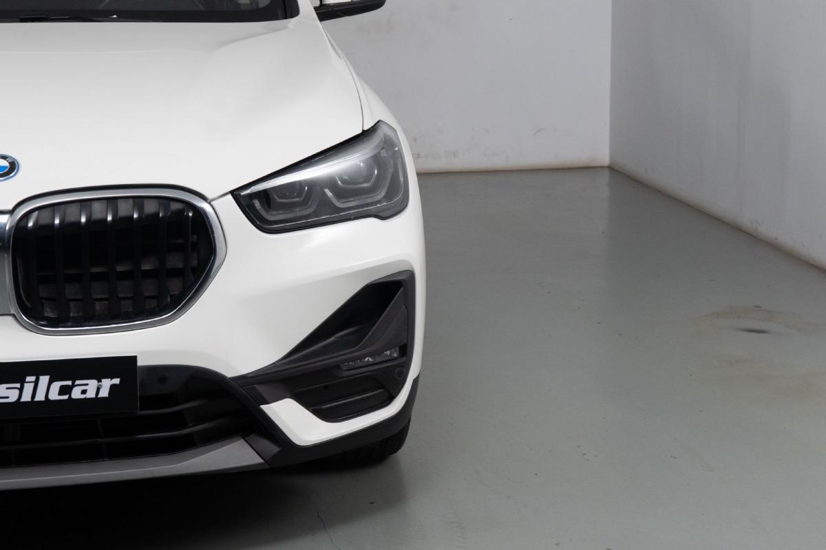bmw-x1-2022-hibrido-a-gasolina-1499cc