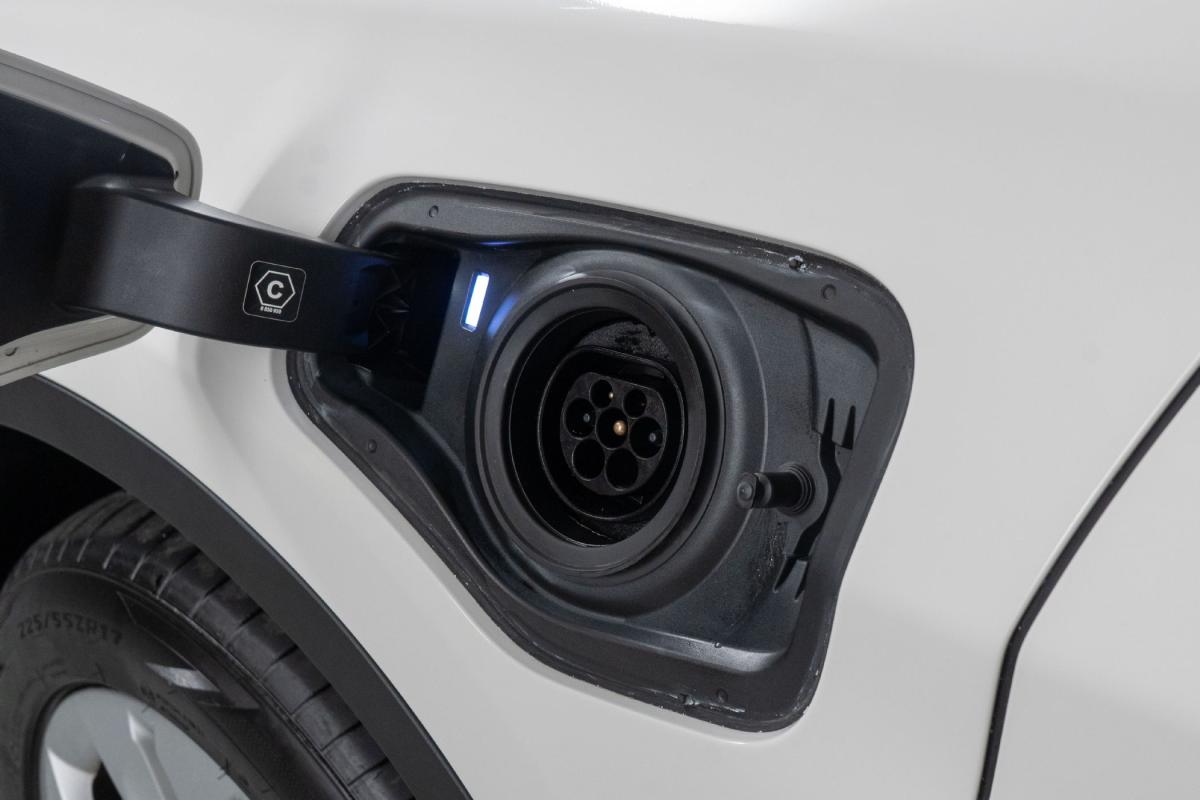 bmw-x1-2022-hibrido-a-gasolina-1499cc