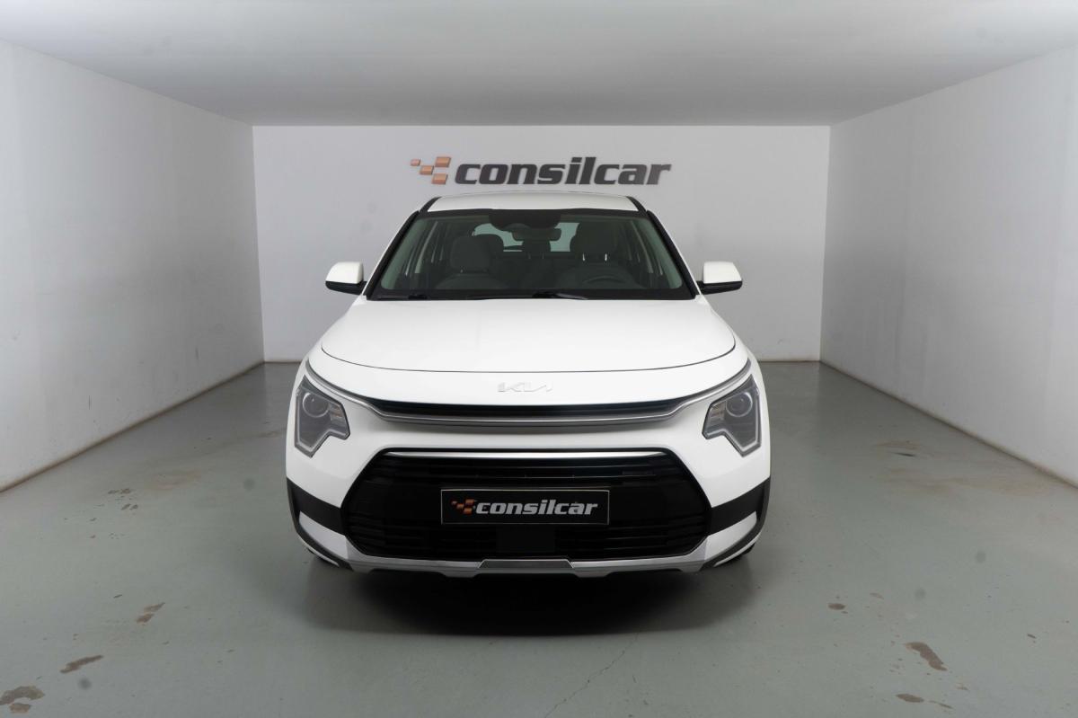 kia-niro-2022-hibrido-a-gasolina-1580cc