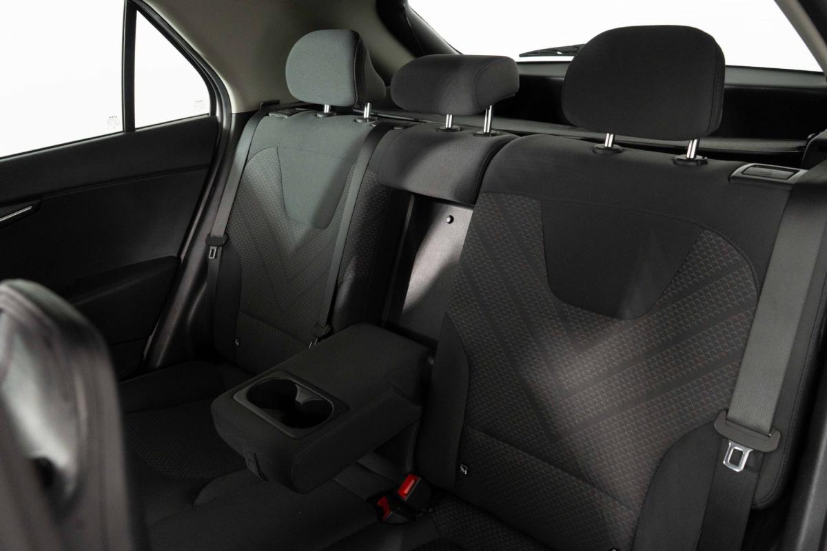 kia-niro-2022-hibrido-a-gasolina-1580cc
