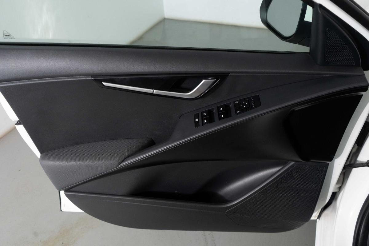 kia-niro-2022-hibrido-a-gasolina-1580cc