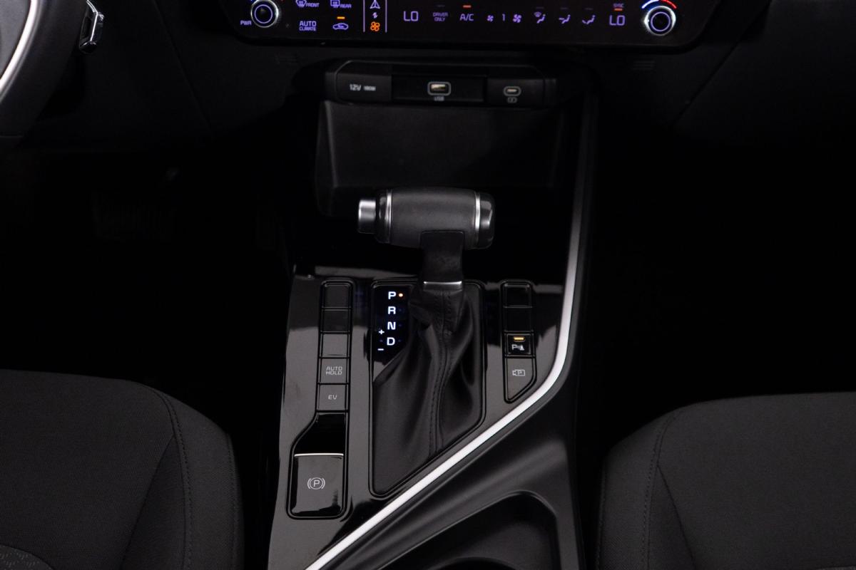 kia-niro-2022-hibrido-a-gasolina-1580cc