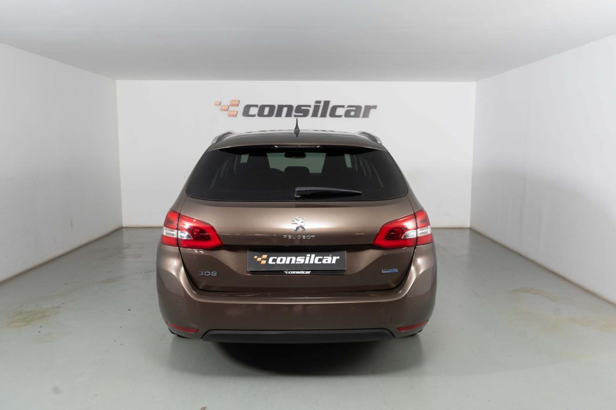 peugeot-308-sw-2015-diesel-1560cc