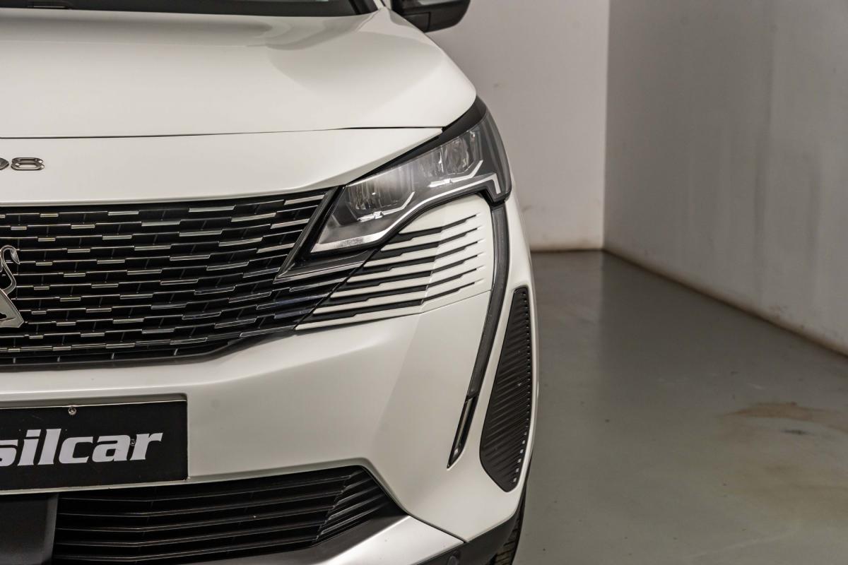 peugeot-3008-2023-hibrido-a-gasolina-1598cc
