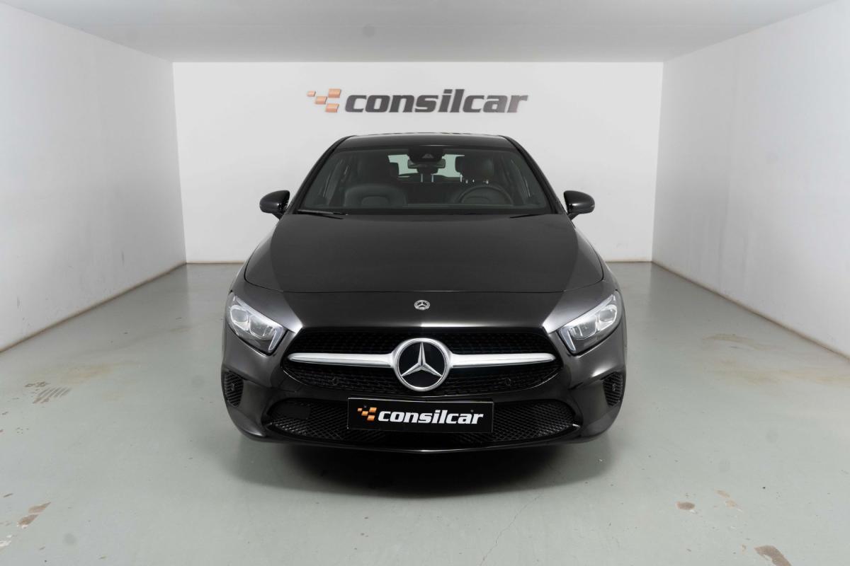 mercedes-benz-classe-a-2022-hibrido-a-gasolina-1332cc