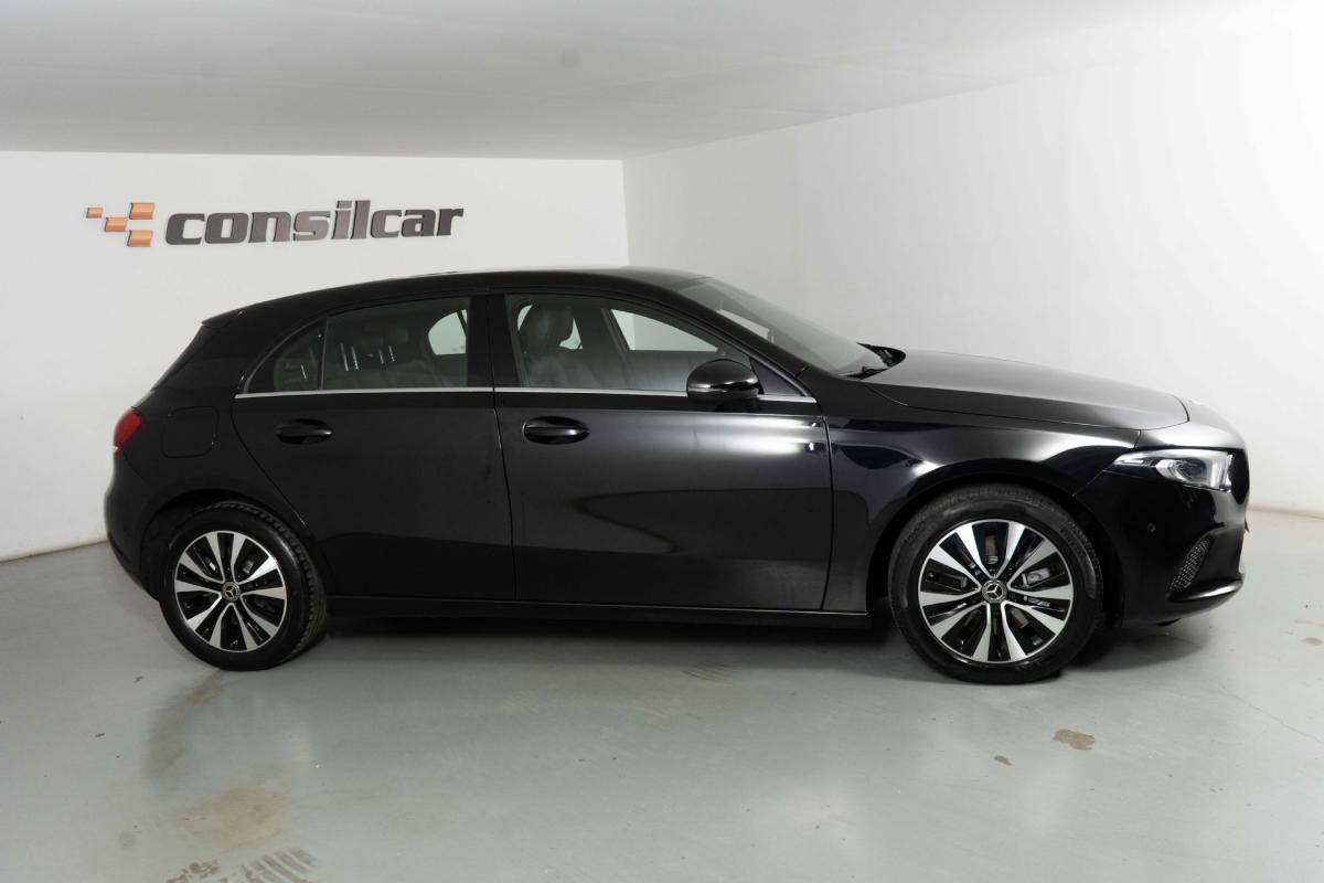 mercedes-benz-classe-a-2022-hibrido-a-gasolina-1332cc