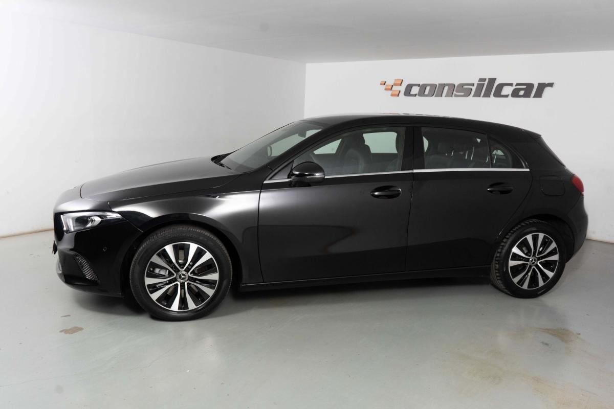 mercedes-benz-classe-a-2022-hibrido-a-gasolina-1332cc