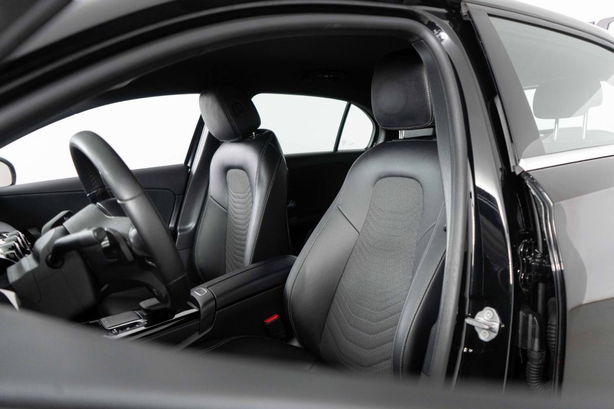 mercedes-benz-classe-a-2022-hibrido-a-gasolina-1332cc
